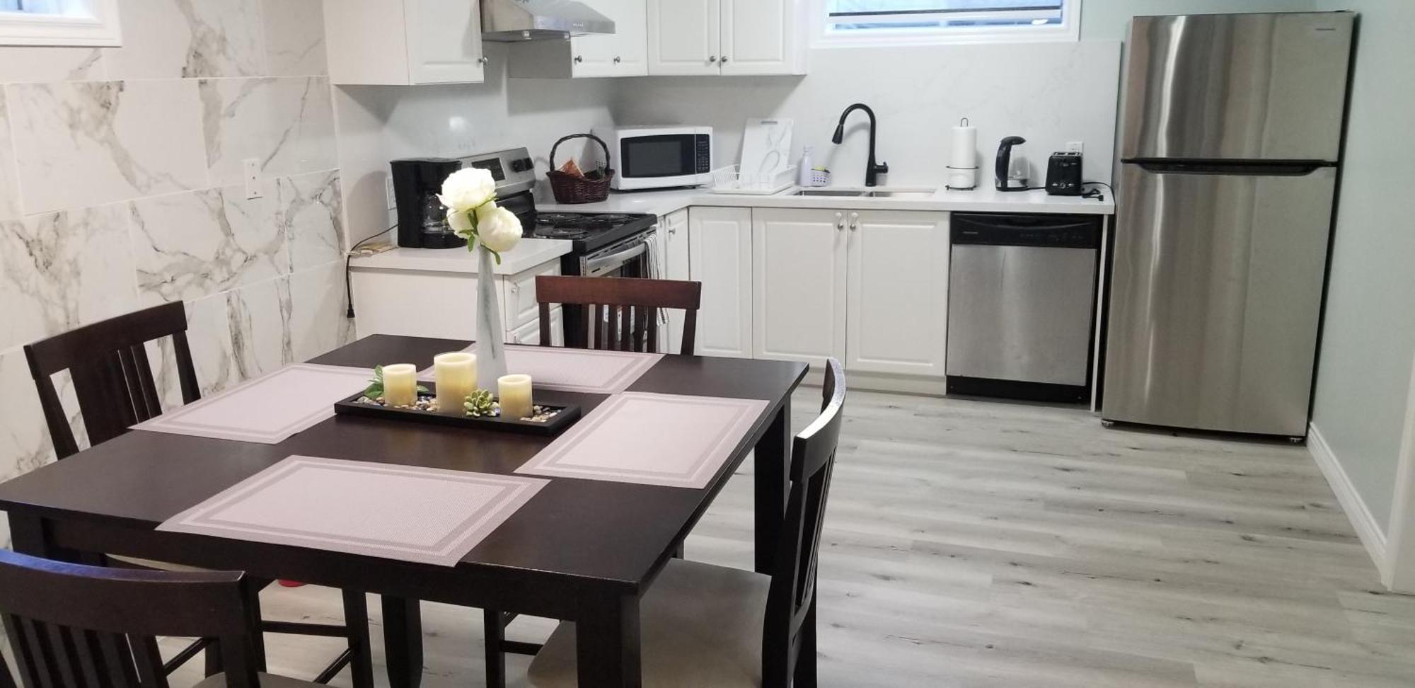 2 Bedroom Luxury Apartment Guelph Exterior foto